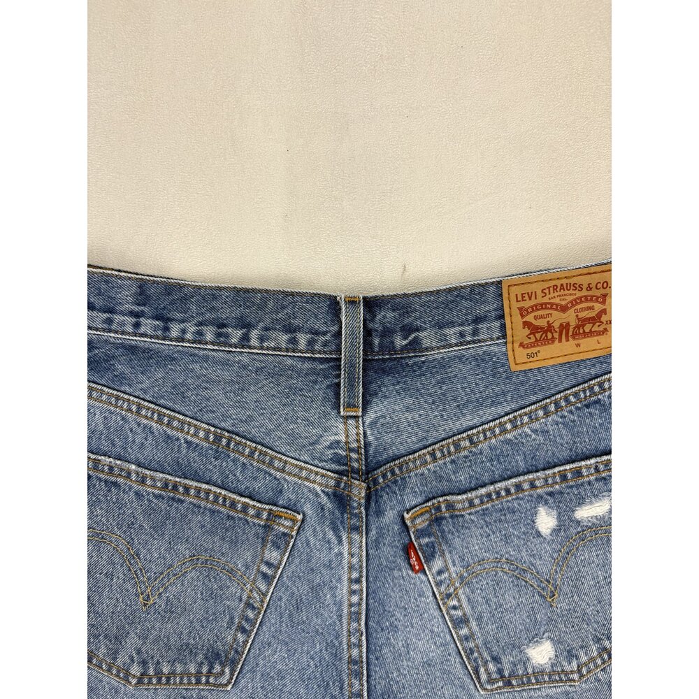 Levi's Women's Distressed Denim Cutoff Shorts Size 28 - Picture 8 of 11